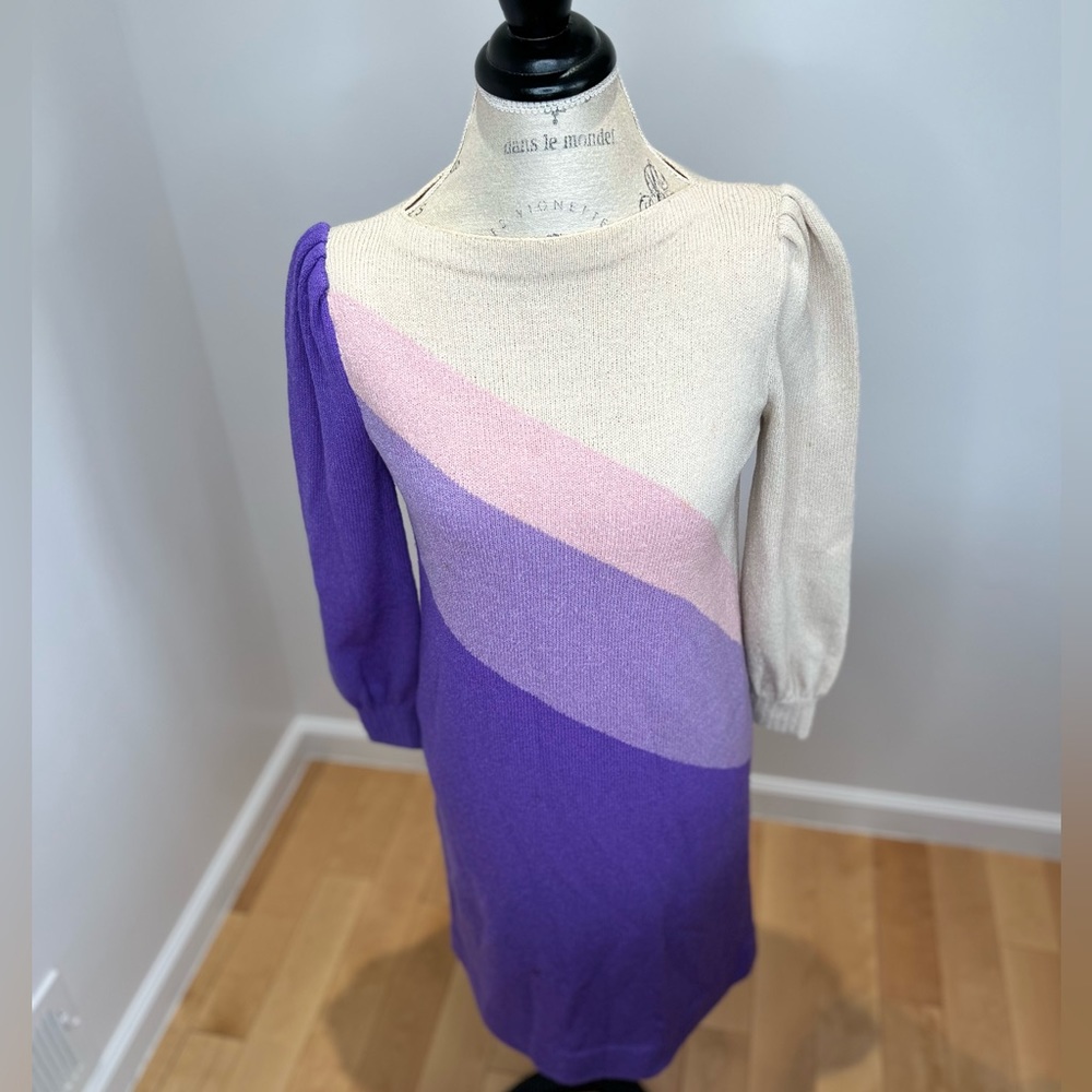 Knit designer dress. Warm cozy elegant. Back zipper. Very good condition.